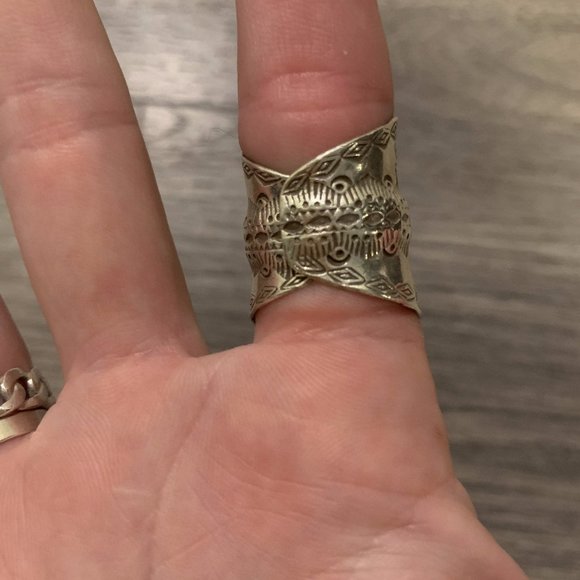 Silver Statement Ring - Picture 4 of 5